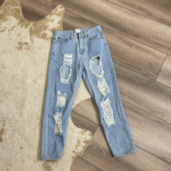 Princess Polly Denim - Princess Polly straight leg distressed mom jeans